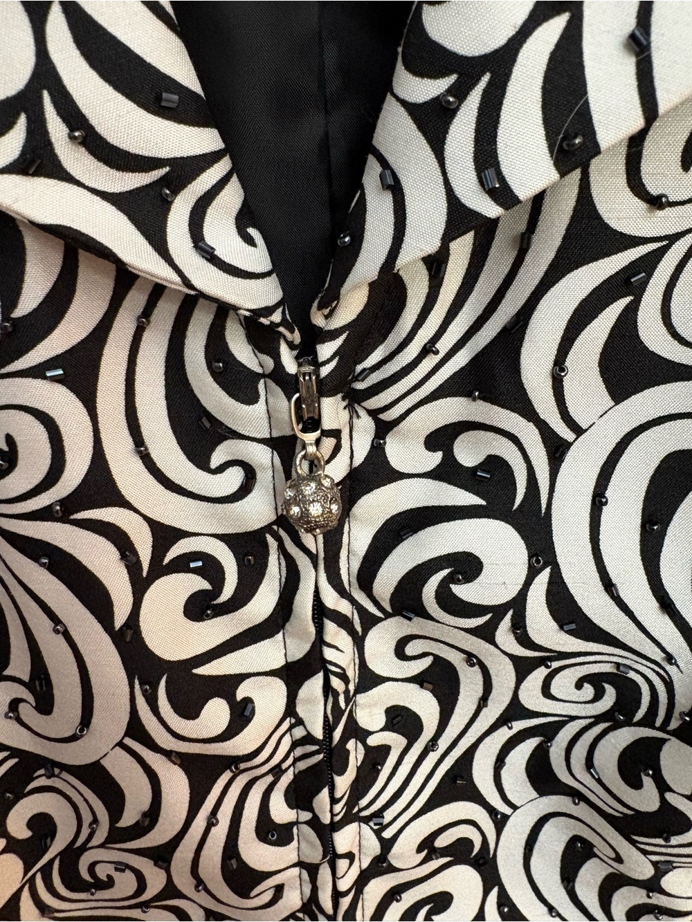 Victor Costa Beaded Scroll Print Black & White Blazer Jacket Size 10 Vintage - Picture 3 of 6